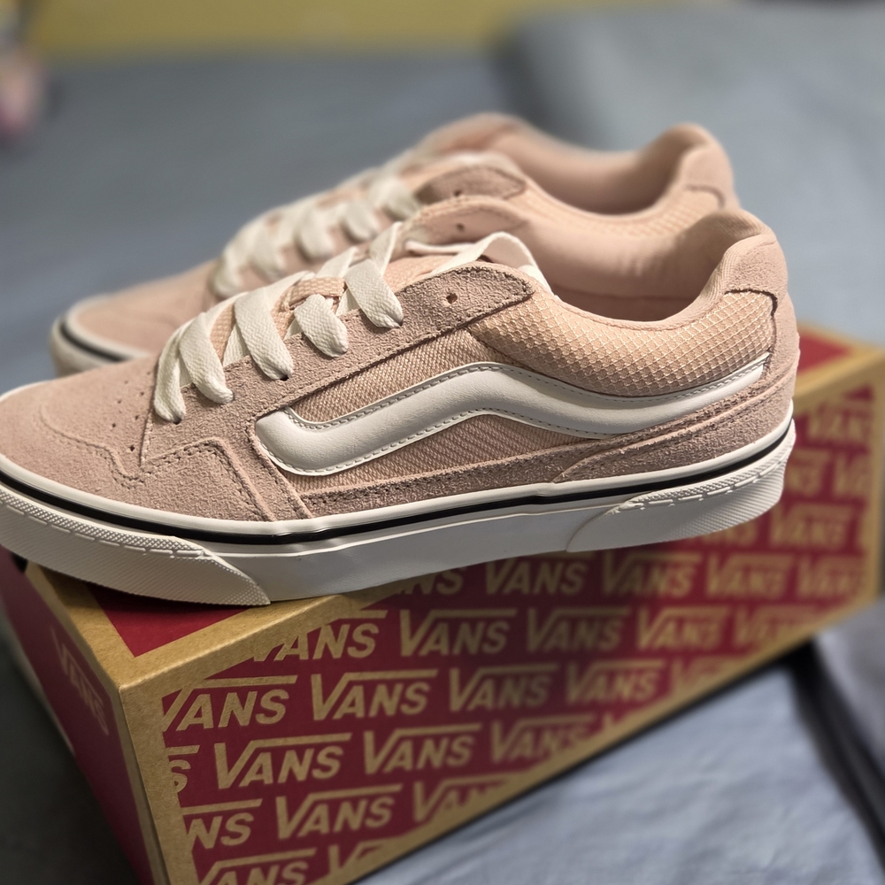 Vans Caldrone Womens Sneakers